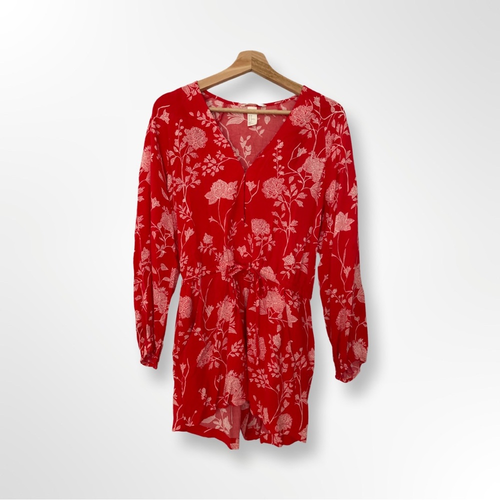 H&M long sleeve romper. Size 8